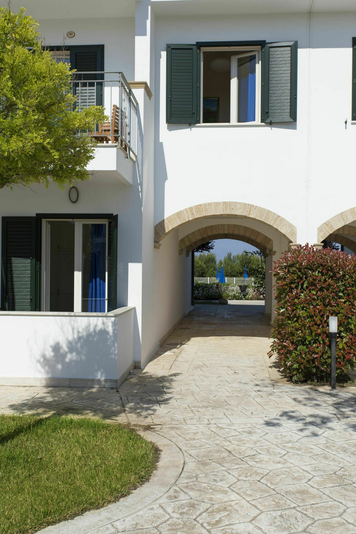 Hotel Resort Portoselvaggio Sant Isidoro  Exterior photo